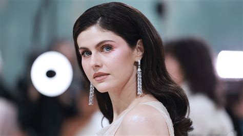 Alexandra Daddario Nude Photos & Naked Sex Videos